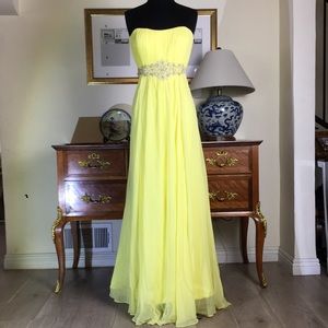 Women’s bridesmaids pleated bodice evening prom dress
